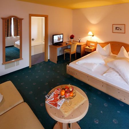 Hotel Am Reschensee Esterno foto
