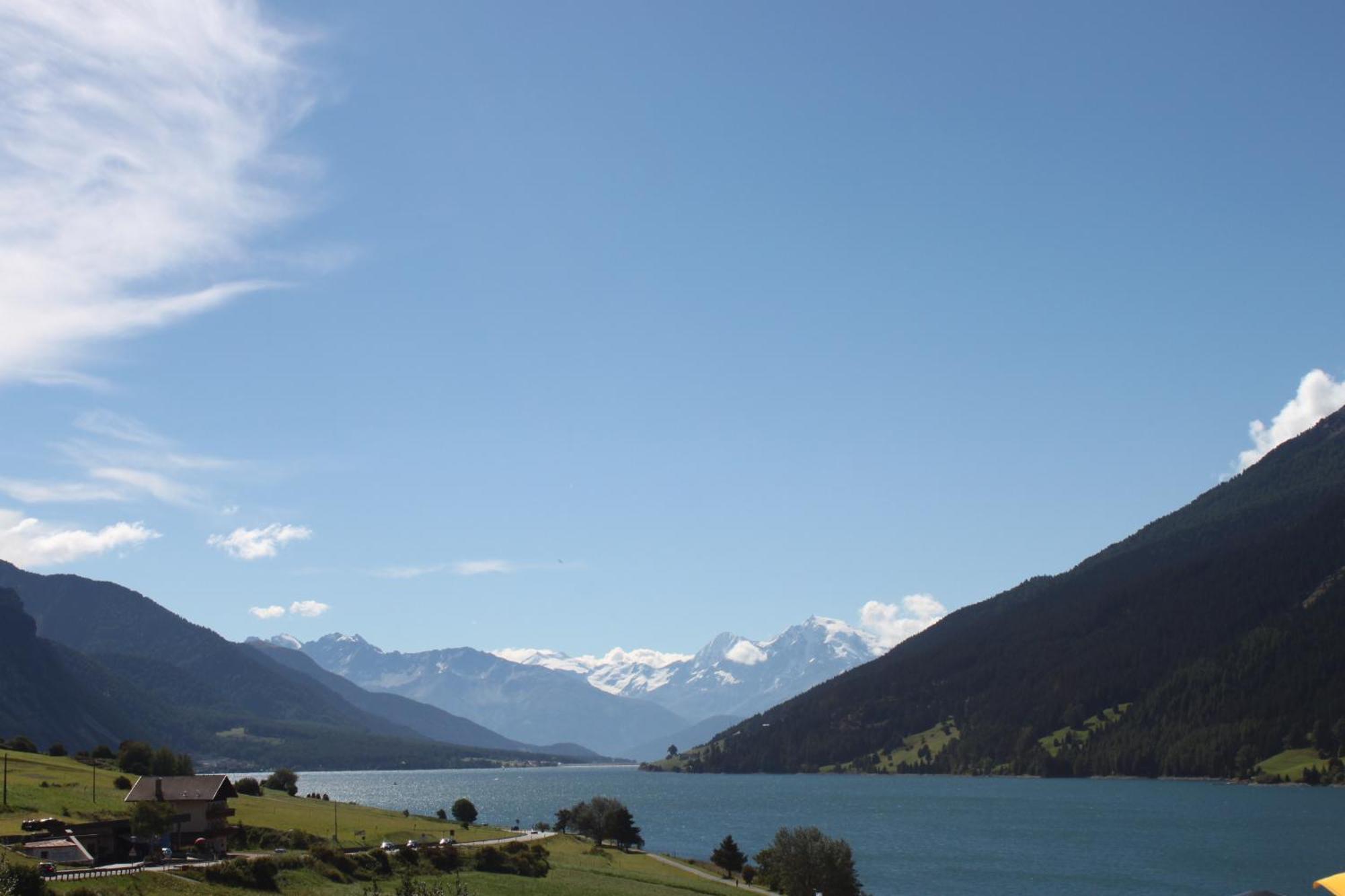 Hotel Am Reschensee Esterno foto