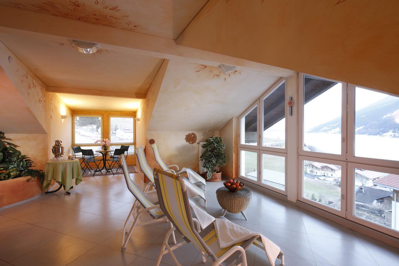 Hotel Am Reschensee Esterno foto